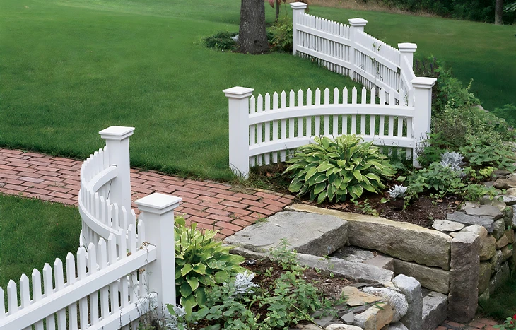 Curved Vinyl Picket Fence 3